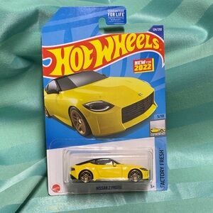 Nissan Z Proto Hot Wheels Factory Fresh